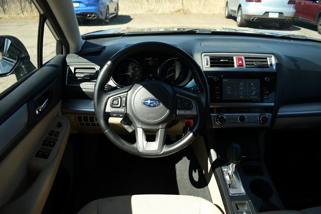 2015 Subaru Outback 2.5i image 5