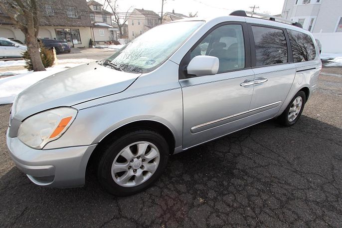 2007 Hyundai Entourage