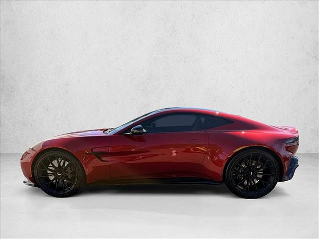 2025 Aston Martin V8 Vantage