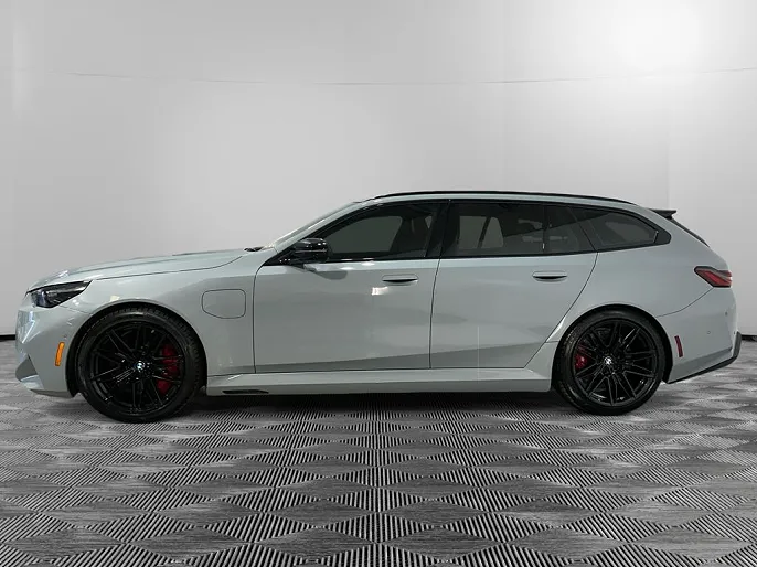 2025 BMW M5