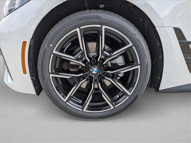 2026 BMW i4