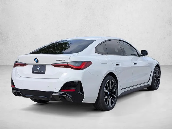 2026 BMW i4