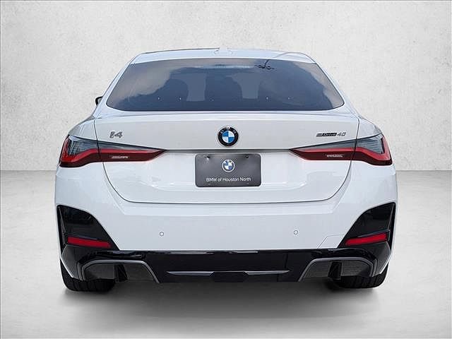 2026 BMW i4