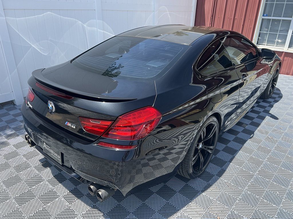 2015 BMW M6 Base image 8