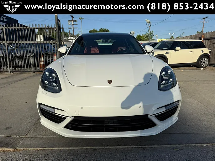 2019 Porsche Panamera