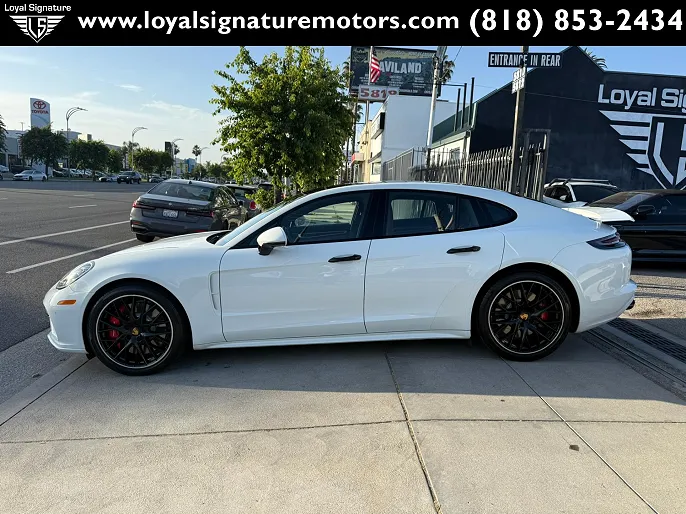 2019 Porsche Panamera