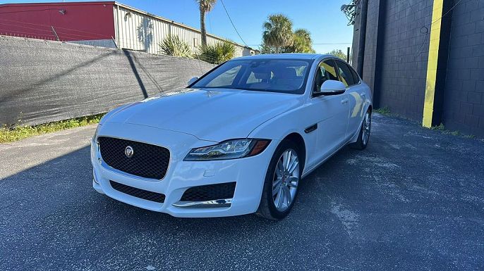 2016 Jaguar XF