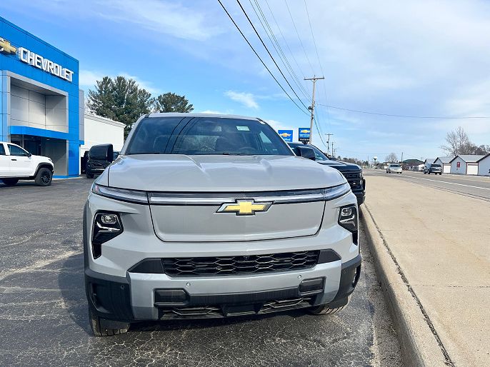 2025 Chevrolet Silverado EV