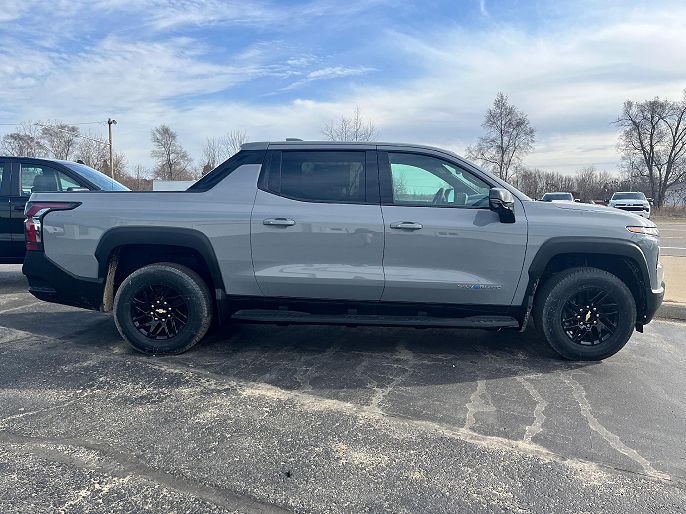2025 Chevrolet Silverado EV