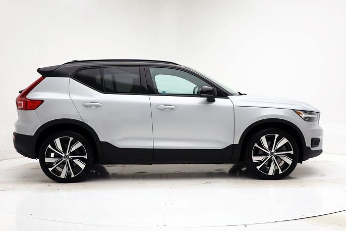 2021 Volvo XC40
