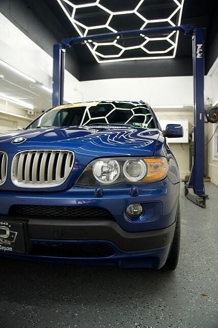2004 BMW X5 4.8is image 3