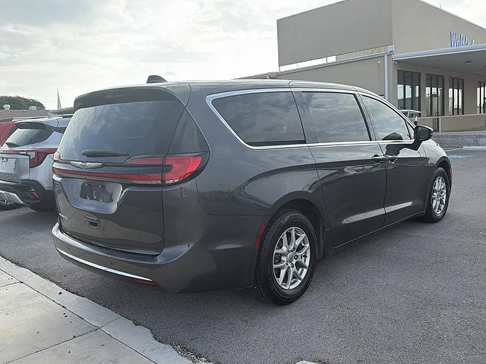 2023 Chrysler Pacifica