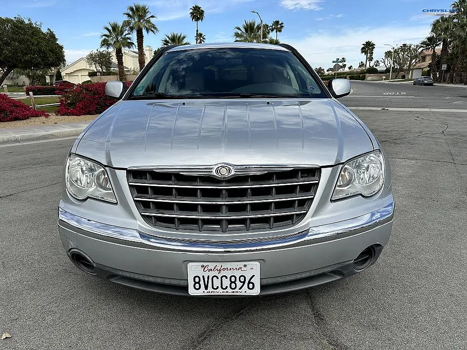2007 Chrysler Pacifica Touring image 1
