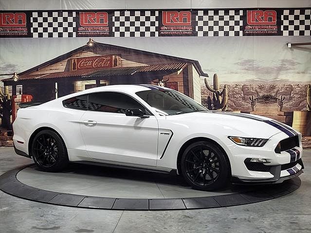 2016 Ford Mustang Shelby GT350 image 0