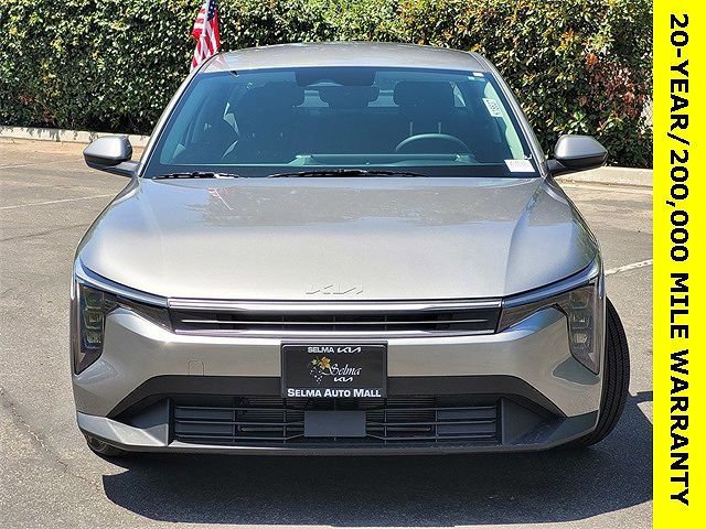 2025 Kia K4