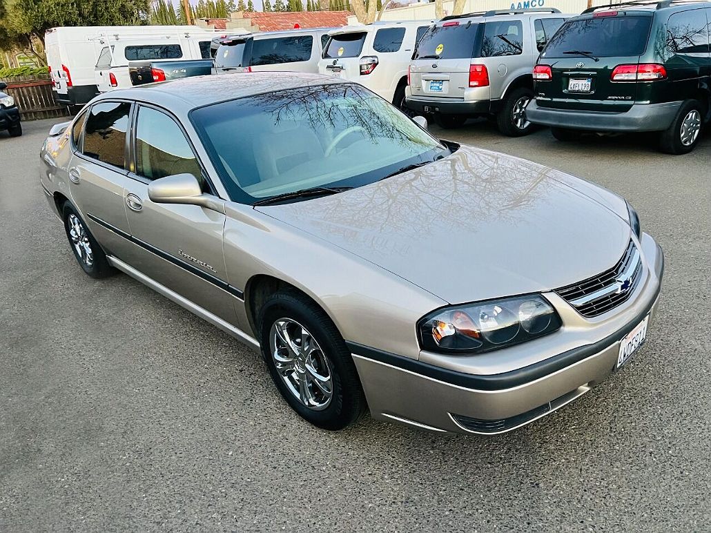 2002 Chevrolet Impala LS image 1