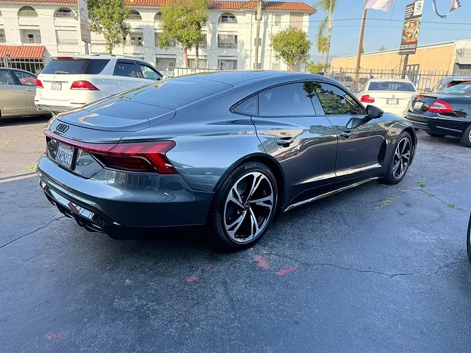 2024 Audi e-tron GT