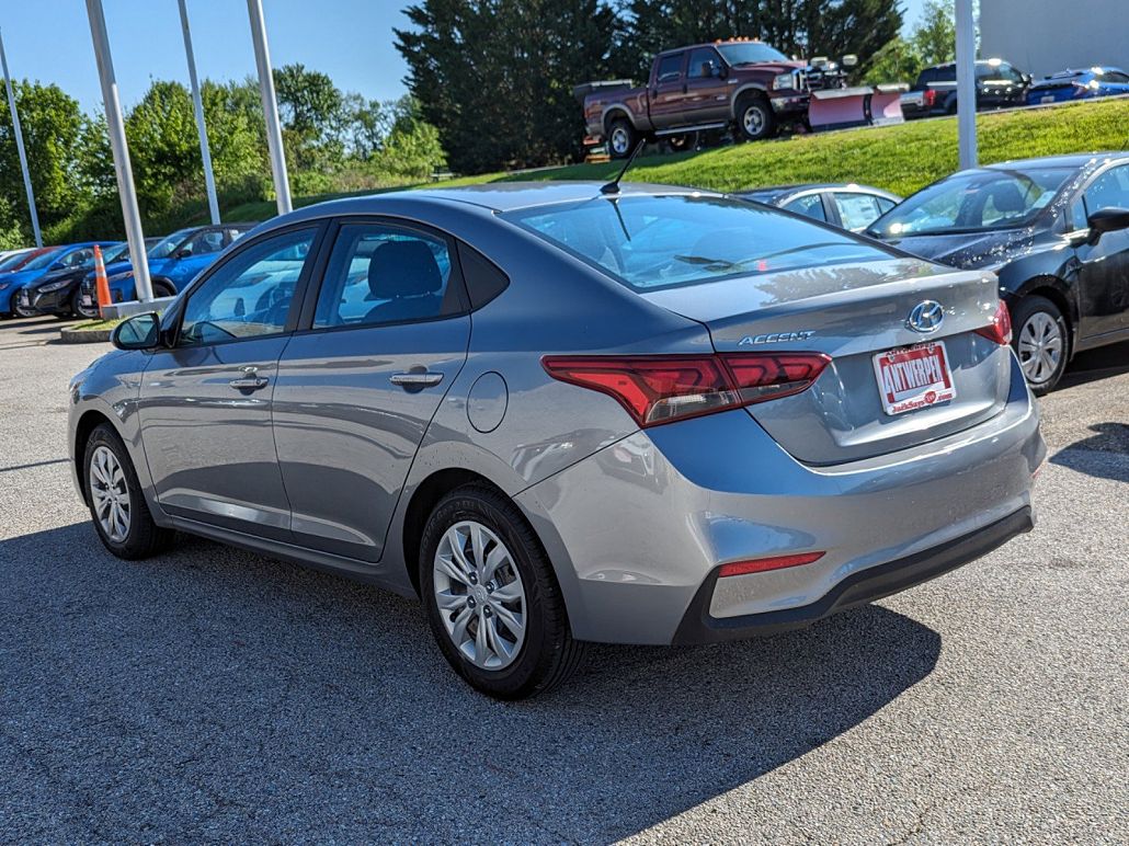 2021 Hyundai Accent SE image 5