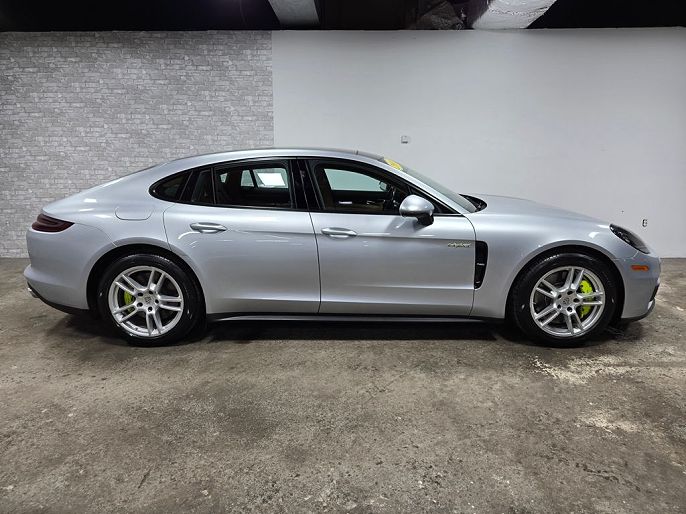 2018 Porsche Panamera