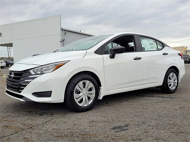 2025 Nissan Versa