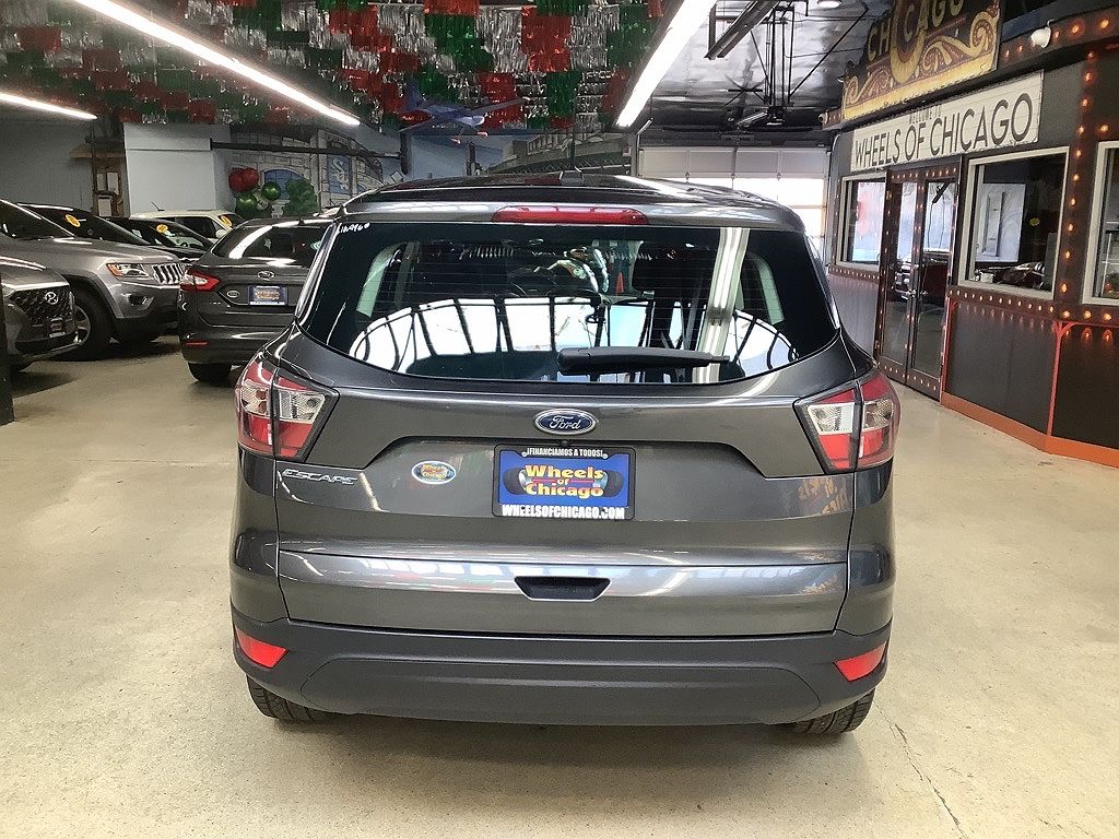 2017 Ford Escape S image 3