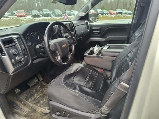 2014 Chevrolet Silverado 1500 photo 2
