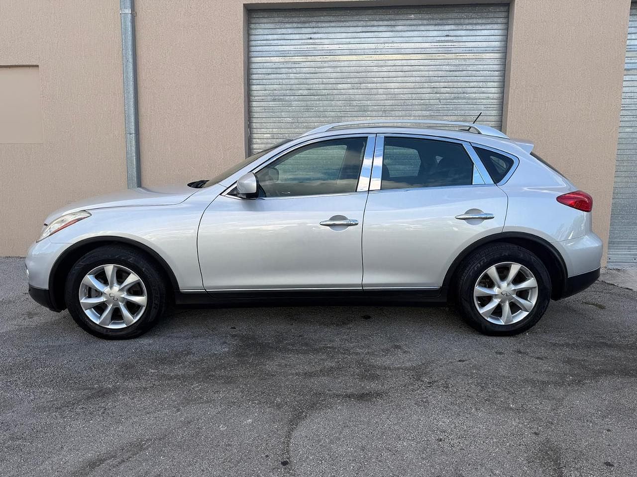 2010 Infiniti EX35