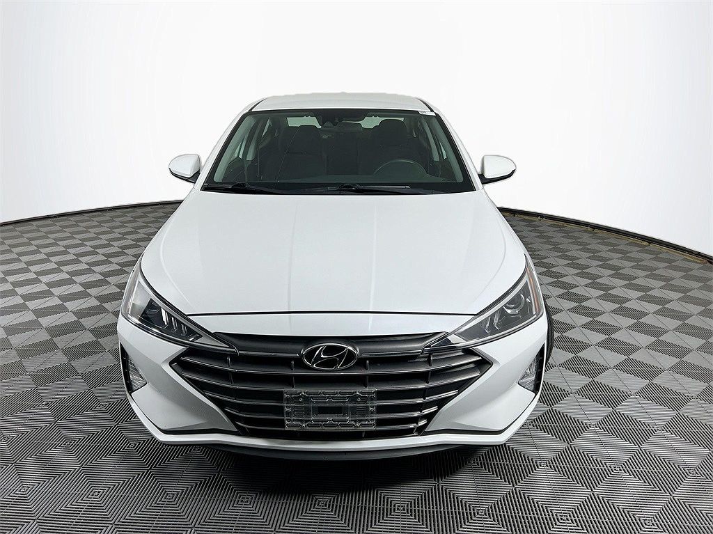 2019 Hyundai Elantra SEL image 1