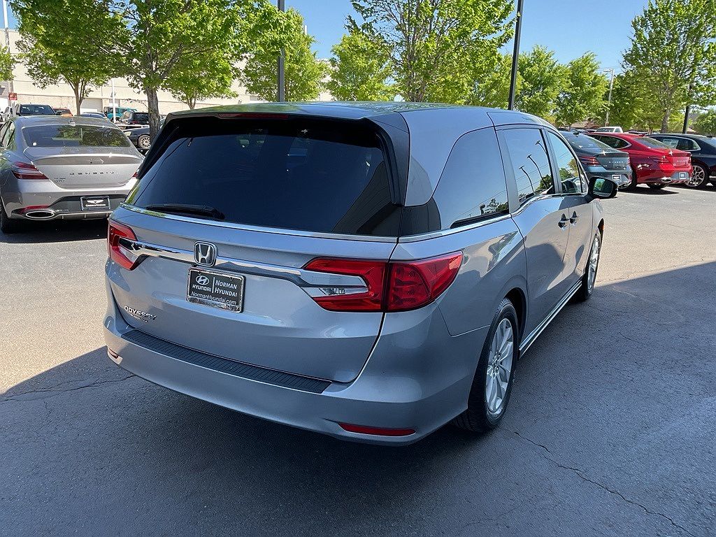 2019 Honda Odyssey LX image 4