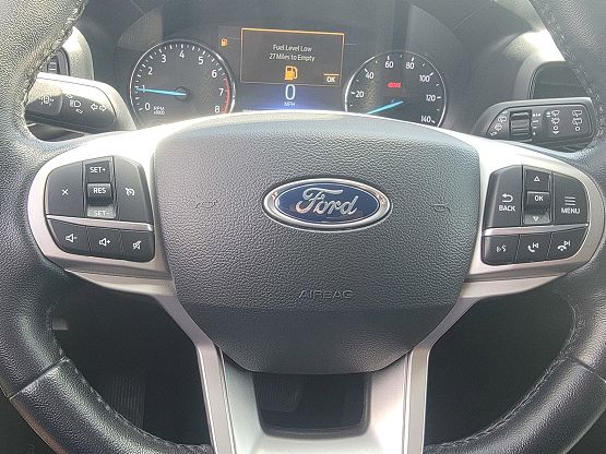 2022 Ford Explorer XLT photo 10