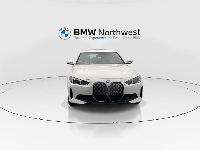 2025 BMW i4