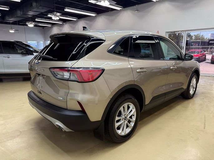 2020 Ford Escape