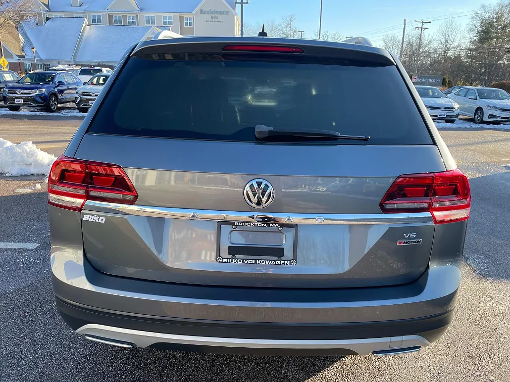 2018 Volkswagen Atlas Launch Edition image 4