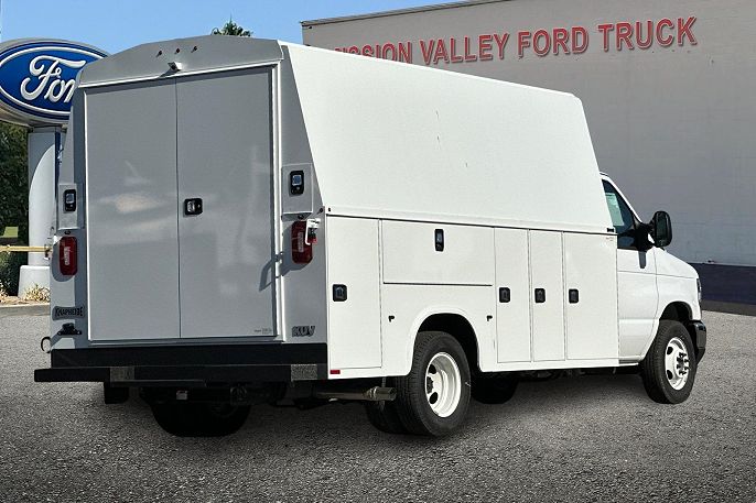 2025 Ford Econoline