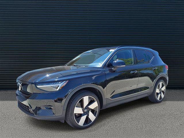 2023 Volvo XC40