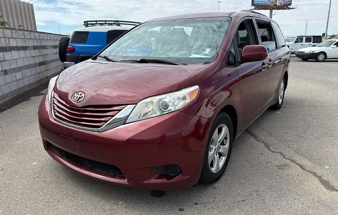 2015 Toyota Sienna