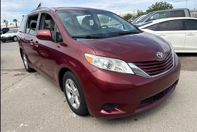 2015 Toyota Sienna