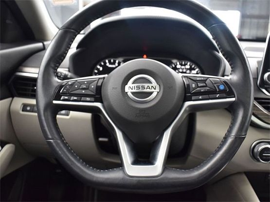 2021 Nissan Altima 2.5 SL photo 10
