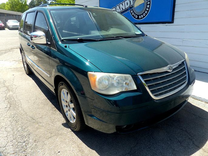 2009 Chrysler Town & Country