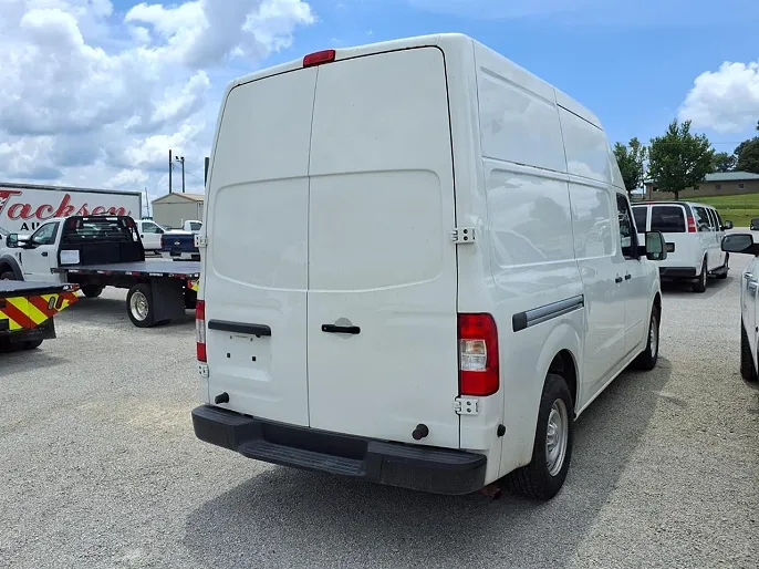 2015 Nissan NV