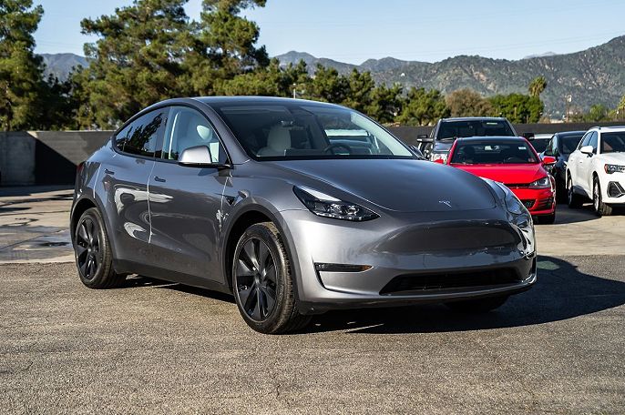 2025 Tesla Model Y
