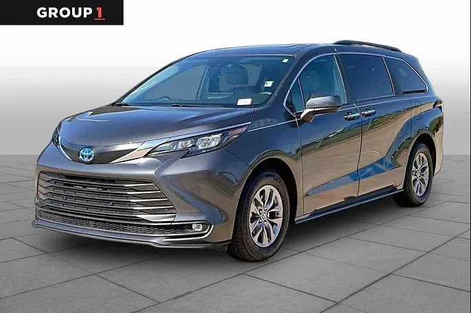 2025 Toyota Sienna
