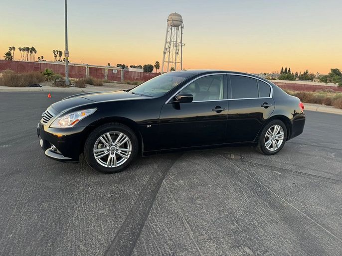 2015 Infiniti Q40
