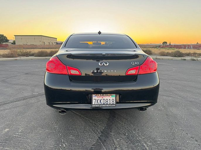 2015 Infiniti Q40