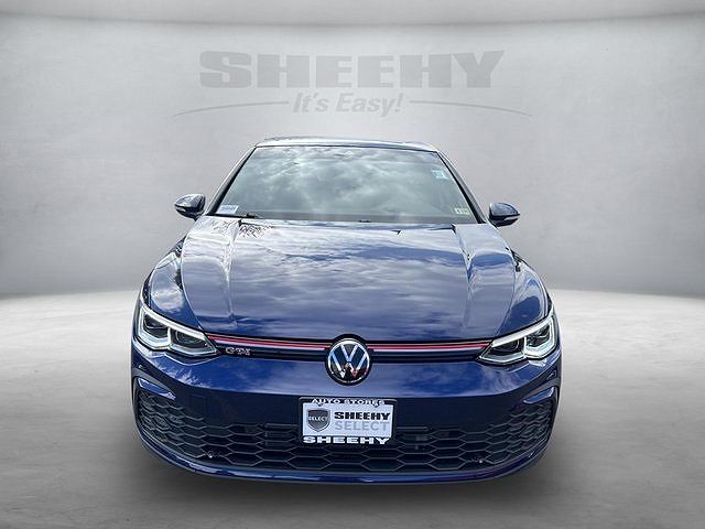 2023 Volkswagen Golf SE image 4