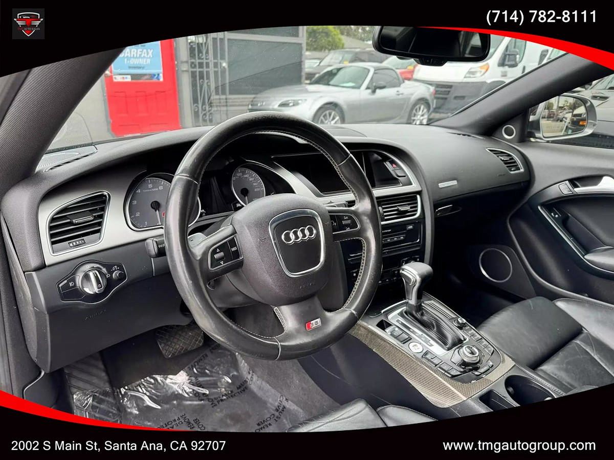 2009 Audi S5 null image 8