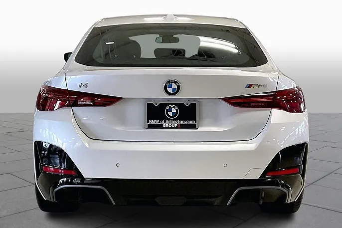 2026 BMW i4