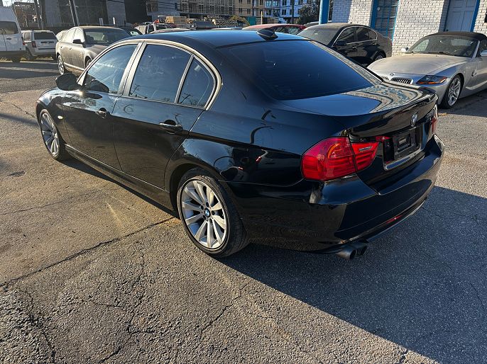 2011 BMW 3 Series