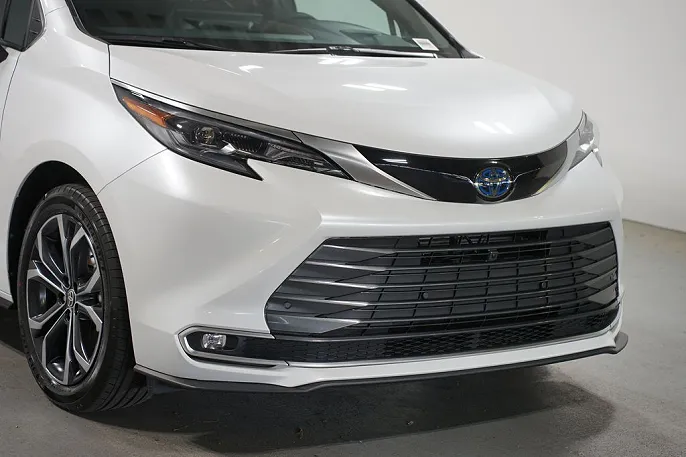2025 Toyota Sienna