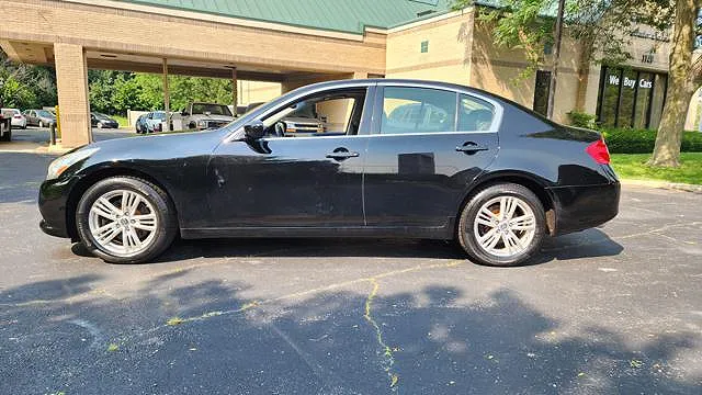 2012 Infiniti G25